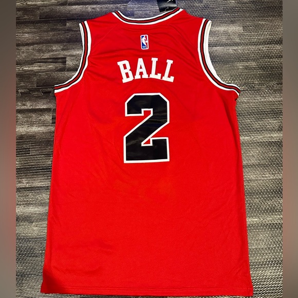 Lonzo Ball Chicago Bulls Jersey - Picture 2 of 2